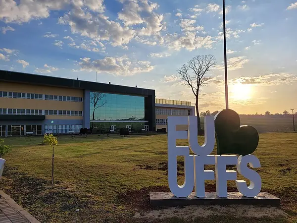 Universidade Federal da Fronteira Sul — UFFS — Chapecó/SC — foto 3 da obra executada pela Construtora Guilherme
